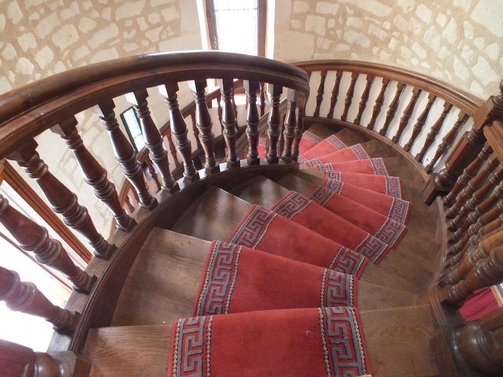 Chateau De Naze Vivy-Saumur Zewnętrze zdjęcie